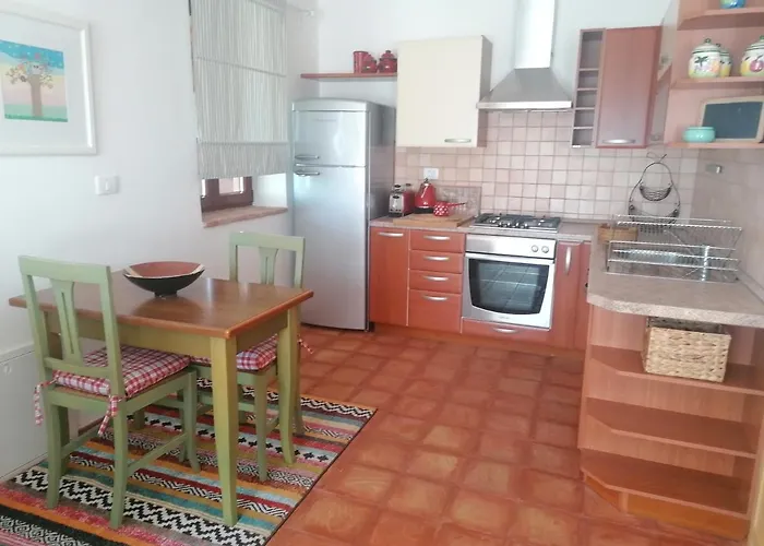 Apartma Villa Cedole Chabby Chick