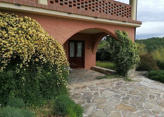 Apartma Villa Cedole Chabby Chick