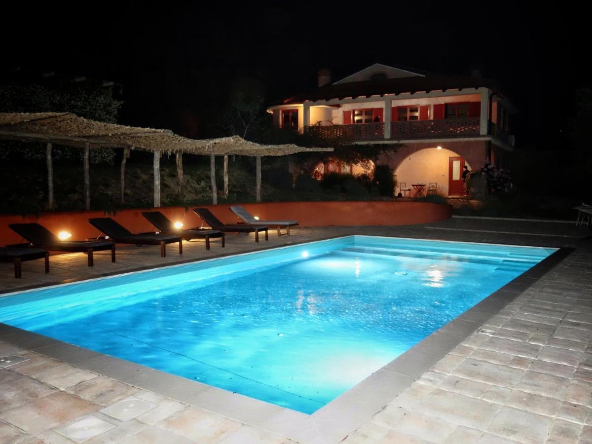Apartma Cedole Chabby Chick Apartment